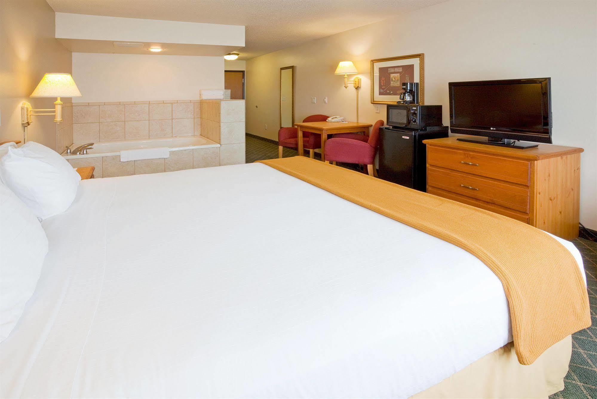Holiday Inn Express & Suites Yankton By Ihg Værelse billede