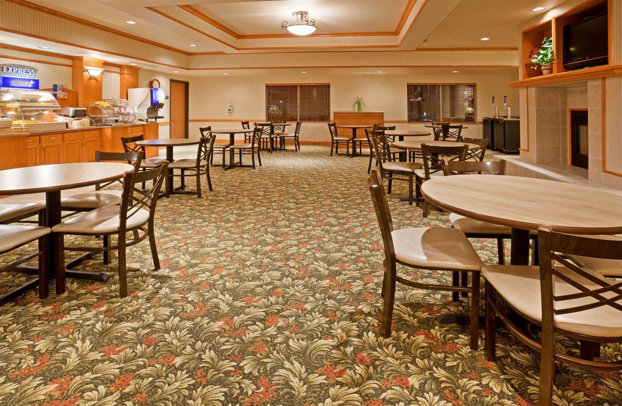 Holiday Inn Express & Suites Yankton By Ihg Eksteriør billede